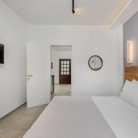 Eleon Suites Afytos Bagian luar foto